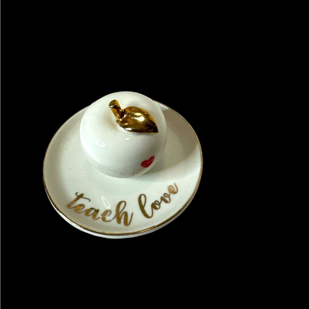 Teach Love Trinket Dish with Apple. Apple has gold leaf. (1-L)